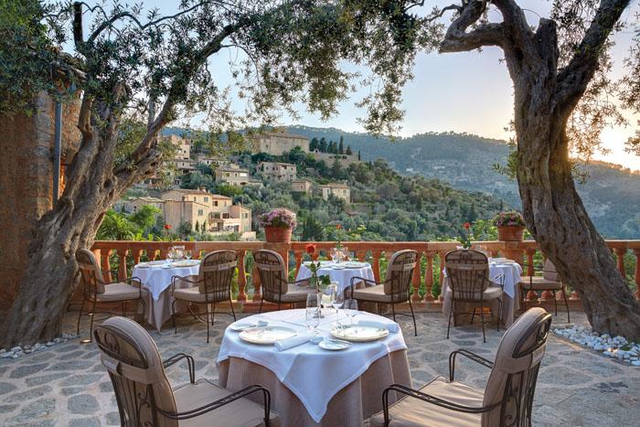The romantic terrace of El Olivo Restaurant